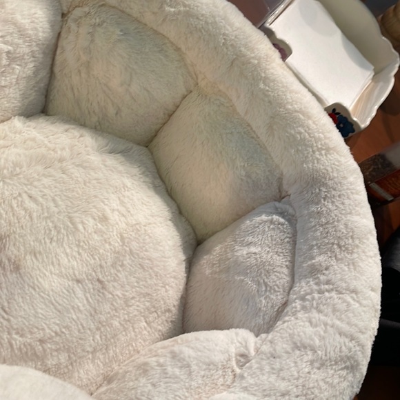 Comfy Cat Bed - Picture 3 of 3